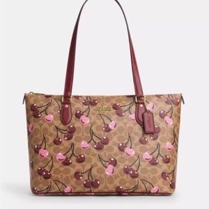 ❤️❤️Coach Gallery Tote Bag In Signature Canvas With Cherry Print CAA71❤️❤️